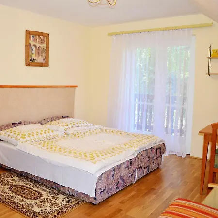 Holiday Balaton H2050 度假居 巴拉顿扎佐